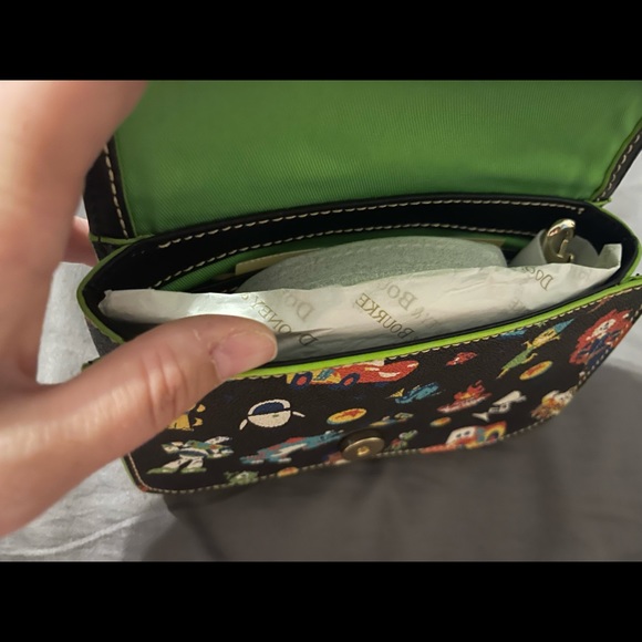Super cute small Dooney and Bourke purse - Picture 5 of 5